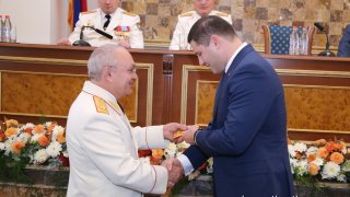 Торжественное заседание, посвященное Дню служащего Следственного комитета РА(фотографии)