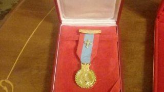 Похищенные из дома Ованнеса Чекиджяна памятные медали и икона обнаружены: предъявлено обвинение (Фото)