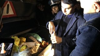 Թմրամիջոցների ապօրինի շրջանառության դեպքի առթիվ քննվող քրեական գործով ձերբակալվել է Իրանի Իսլամական Հանրապետության ևս մեկ քաղաքացի (լուսանկարներ) 