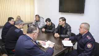 By Instruction of RA IC Chairman Hayk Grigoryan IC Deputy Chairman, Head of General Military Investigative Department Received Dead Serviceman’s Relatives (photos)