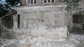 В Следственном комитете РА возбуждены 30 уголовных дел по фактам нарушения вооруженными силами Азербайджана режима прекращения огня и обстрела мирного населения из различных видов вооружения (фотографии)