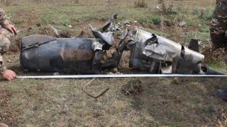 По фактам развязывания и ведения с 28 сентября 2020г. военно-политическим руководством Азербайджана агрессивной войны против Республики Армения, совершения серьёзных нарушений норм международного гуманитарного права, в СК РА были возбуждены уголовные дела