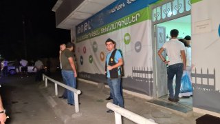 Banditry Committed against Shop Employee Disclosed; Person under Prosecution Found (video, photos)