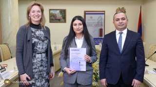 Chairman of the Investigative Committee and the Ambassador of the Netherlands Presented Certificates to Investigators who Completed Training