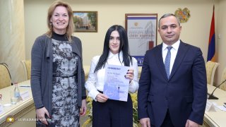 Председатель Следственного комитета и посол Нидерландов вручили сертификаты следователям, прошедшим переподготовку