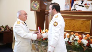 Торжественное заседание, посвященное Дню служащего Следственного комитета РА(фотографии)