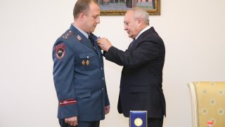 Կոտայքում բացահայտվել են բնակարանային գողությունների տասնյակից ավել դեպքեր. ՀՀ ՔԿ նախագահը պարգևատրել է պրոֆեսիոնալ աշխատանքի համար (Լուսանկարներ)