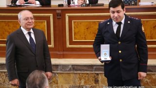 Стали известны подразделение и следователь, добившиеся в 2016 году лучших показателей: они удостоены наград(фото)