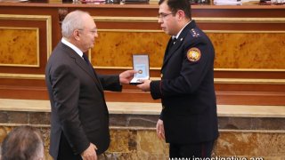 Стали известны подразделение и следователь, добившиеся в 2016 году лучших показателей: они удостоены наград(фото)