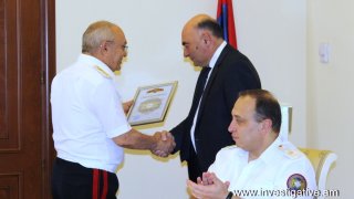 ՀՀ ՔԿ նախագահ Աղվան Հովսեփյանը շնորհավորել է Անշարժ գույքի կադաստրի պետական կոմիտեի աշխատակիցներին՝ հոբելյանի կապակցությամբ  (Լուսանկարներ)