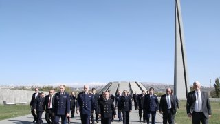 Delegations headed by Chairmen of Investigative Committees of Russia and Belarus visited Memorial of Tsitsernakaberd (Photos)