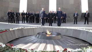 Ռուսաստանի և Բելառուսի քննչական կոմիտեների նախագահների գլխավորած պատվիրակությունների անդամներն այցելել են  Ծիծեռնակաբերդի հուշահամալիր (Լուսանկարներ)