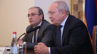 Արդարադատության ակադեմիան ավարտած քննիչի թեկնածուներն աշխատանքի նշանակվեցին ՀՀ քննչական կոմիտեում (Լուսանկարներ)