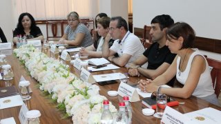 Քննչական կոմիտեի ղեկավարությունը հանդիպում է ունեցել հասարակական մոնիտորինգի խմբի հետ (լուսանկարներ)