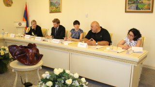 ՀՀ ՔԿ նախագահի տեղակալ Արթուր Ղամբարյանն ընդունել է Երևանում ԵԽ գրասենյակի մարդու իրավունքների հանձնակատարի պատվիրակությանը (լուսանկարներ)