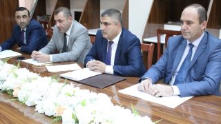 ՀՀ քննչական կոմիտեի նախագահի տեղակալ Սամվել Ավետիսյանն ընդունել է «Լևոն Ամիրխանյան» ՍՊ ընկերության գործունեությունից տուժած քաղաքացիներին (լուսանկարներ)