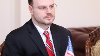 Քննչական կոմիտեի նախագահն ընդունել է ԱՄՆ ՔԴԲ տարածաշրջանային իրավական կցորդի օգնականին (լուսանկարներ)