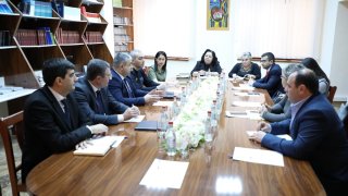 Regular Meeting of Public Monitoring Group Held (photos)