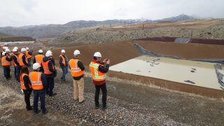 «ԷԼԱՐԴ» ընկերության փորձագիտական խումբն այցելել է Ամուլսարի ոսկեբեր քվարցիտային հանք (լուսանկարներ)