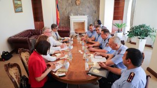 Քննչական կոմիտեի նախագահ Հայկ Գրիգորյանն ընդունել է Հափշտակված գույքի վերադարձման նախաձեռնության փորձագետներին (լուսանկարներ)