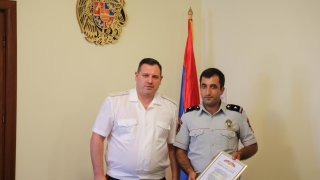 Քննչական կոմիտեի նախագահը պարգևատրել է ոստիկանության մի շարք ծառայողների (լուսանկարներ)