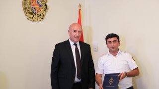 Chairman of Investigative Committee Awarded a Number of Police Officers (photos)