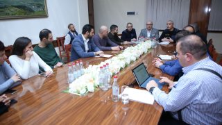 ՔԿ հատուկ հանձնարարությունների, կազմակերպական-վերլուծական և քրեագիտական գլխավոր վարչության պետը հանդիպել է մի շարք տնտեսվարող ընկերությունների ներկայացուցիչների հետ (լուսանկարներ)