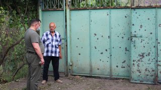 Председатель СК РА Гайк Григорян посетил Тавушскую область для организации следствия по уголовным делам, возбужденным по фактам нарушения ВС Азербайджана режима прекращения огня, и для руководства осмотрами мест происшествия (фото)