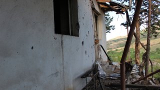 В Следственном комитете РА возбуждены 30 уголовных дел по фактам нарушения вооруженными силами Азербайджана режима прекращения огня и обстрела мирного населения из различных видов вооружения (фотографии)