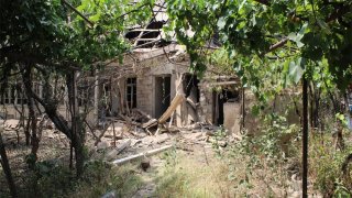 По факту грубого нарушении ВС Азербайджана режима прекращения огня, обстрелов из вооружения различного калибра мирного населения ряда населенных пунктов Тавушской области, армянских боевых опорных пунктов в СК РА возбуждено еще 7 уголовных дел(фотографии)