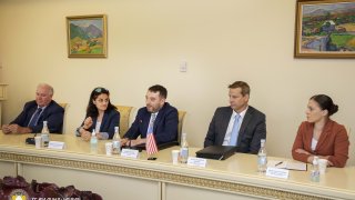ՀՀ քննչական կոմիտեի նախագահի հանդիպումը՝ ԱՄՆ դեսպանատան աշխատակիցների հետ (լուսանկարներ)