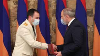 «Կարևորում եմ 44-օրյա պատերազմի հանգամանքների հետ կապված քրեական գործերի արդյունավետ նախաքննությունը». Վարչապետն այցելել է Քննչական կոմիտե (լուսանկարներ)