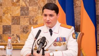 Քննչական կոմիտեի ծառայողի օրվա և համակարգի կազմավորման 7-րդ տարեդարձի կապակցությամբ կոմիտեի մի շարք աշխատակիցներ արժանացել են տարբեր պարգևների և խրախուսանքների (լուսանկարներ)