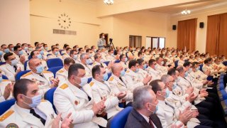 В связи с днем служащего Следственного комитета и 7-ой годовщиной формирования системы ряд сотрудников комитета удостоились различных наград и поощрений (фото)