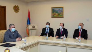 Պարգևատրվել են «Դատաբժշկական գիտագործնական կենտրոն» ՊՈԱԿ-ի մի խումբ փորձագետներ (լուսանկարներ)