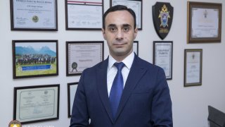 Я всегда был сторонником прозрачного и четкого стиля работы, созвучного с буквой закона, что, на мой взгляд, является залогом формирования доверительных отношений: Сергей Таирян