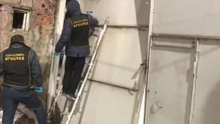 Վարդենիս քաղաքում Ոստիկանության բաժնի մոտ տեղի ունեցած պայթյունի դեպքի վարույթի շրջանակում ձերբակալվել է նույն քաղաքի բնակիչը (լուսանկարներ)