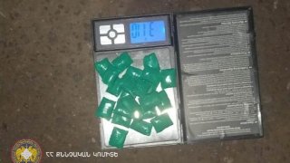 Раскрыты случаи незаконного оборота и сбыта наркотических средств в особо крупных размерах: предъявлено обвинение 3 лицам (фото)
