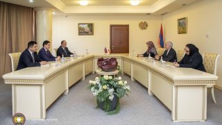Argishti Kyaramyan Received the Ambassador Extraordinary and Plenipotentiary of Iran to Armenia Abbas Badakhshan Zohuri (photos)