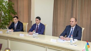 Аргишти Кярамян принял Чрезвычайного и полномочного посла Ирана в Армении Аббаса Бадахшана Зохури (фото)