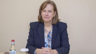 Председатель Следственного комитета РА Аргишти Кярамян принял новоназначенного посла США в РА Кристину Квин (фото)