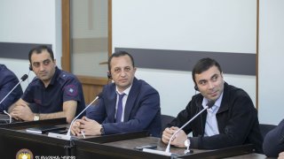 Заместитель председателя Следственного комитета РА и юридический атташе Федерального бюро расследований США в Армении и Грузии провели совместный курс переподготовки для следователей СК (фото)