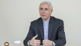 Чрезвычайный и полномочный посол ИРИ в Армении совершил прощальный визит в Следственный комитет РА (фоторепортаж)