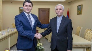 Чрезвычайный и полномочный посол ИРИ в Армении совершил прощальный визит в Следственный комитет РА (фоторепортаж)