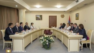 Քննչական կոմիտեի նախագահն ընդունել է Եվրոպոլի գործադիր տնօրենին (տեսանյութ, լուսանկարներ)
