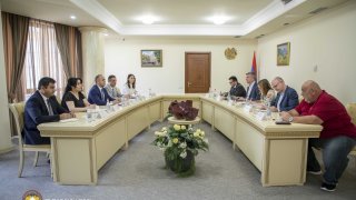 С экспертами ОБСЕ обсуждались механизмы внедрения цифровой базы данных преступлений в Следственном комитете РА (фото)