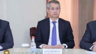 Քննչական կոմիտեի նախագահ Արթուր Պողոսյանն ընդունել է Հայաստանում Ղազախստանի դեսպանին
