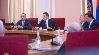 Конференция-семинар по случаю 10-летия Следственного комитета РА: в нем приняли участие все ведущие научно-образовательные центры республики (фото)