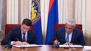 ՀՀ քննչական կոմիտեն, իր 10-ամյա հոբելյանական միջոցառումների շրջանակում, համագործակցության հուշագրեր է ստորագրել հանրապետության 9 առաջատար գիտաուսումնական հաստատությունների հետ (լուսանկարներ)