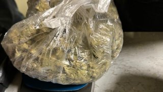 Завершено предварительное следствие по делу о контрабанде и незаконном обороте около 11 кг наркотиков в отношении двух лиц (фото)